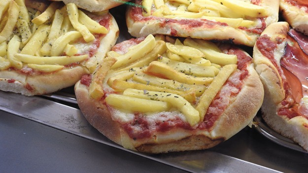 french fries pizza.jpg